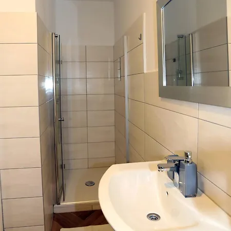 Apartman Dj - Center *